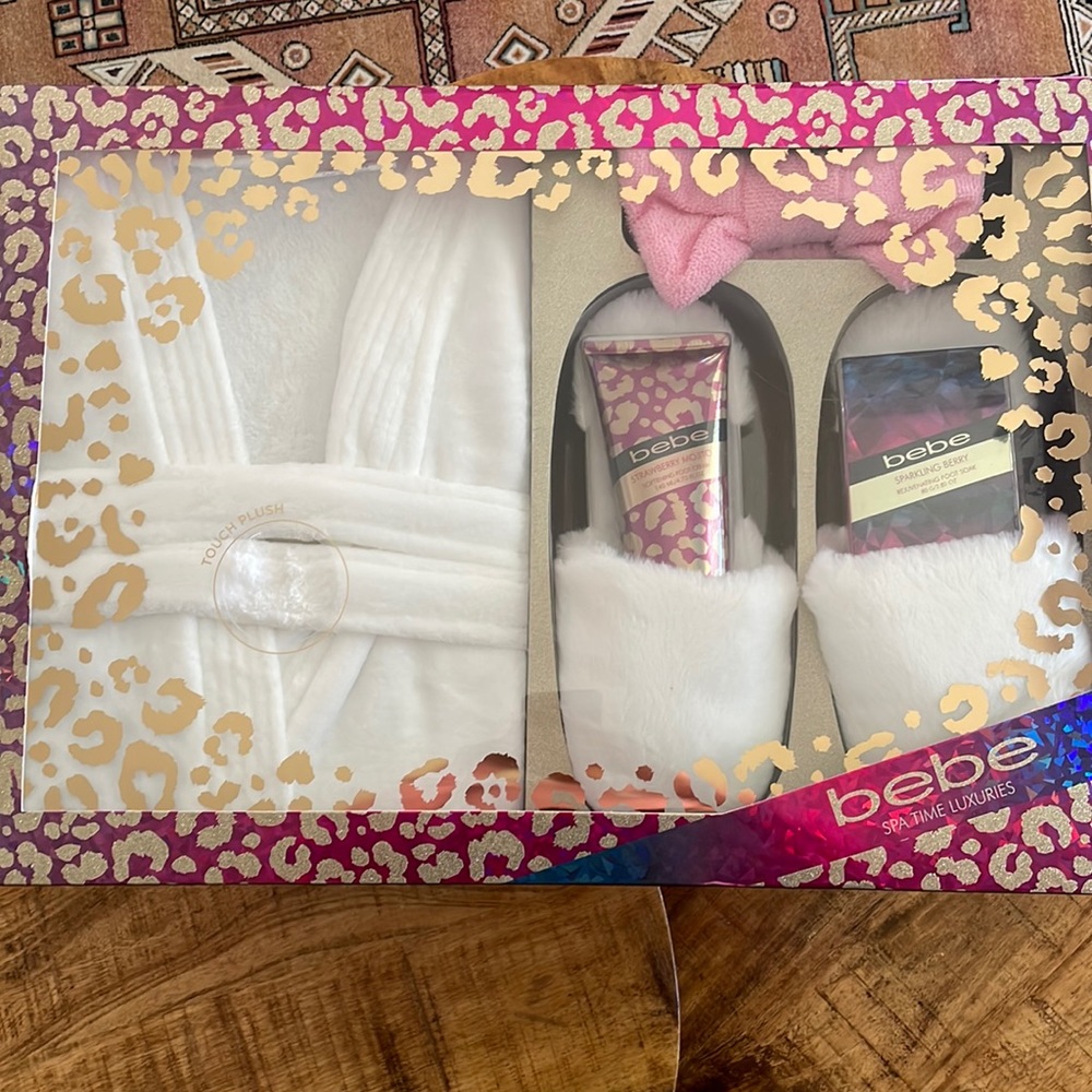 BEBE Spa Time Luxuries gift set